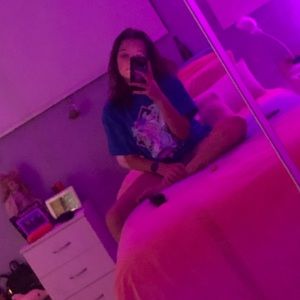 Meet your Posher, Genevieve